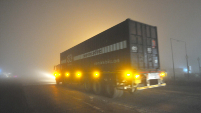 12 trucks carrying 337MT Union Carbide waste reach Pithampur plant near Indore