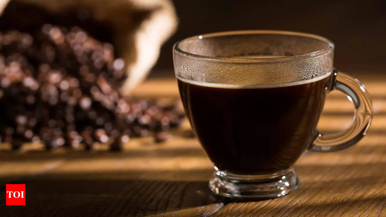 The Pros and Cons of Drinking Black Coffee on an Empty Stomach Is ...