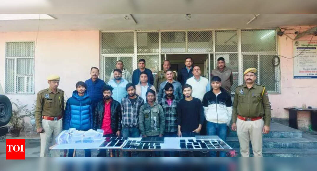 5 held in Jaipur for planning robbery, stolen goods worth Rs 15L ...