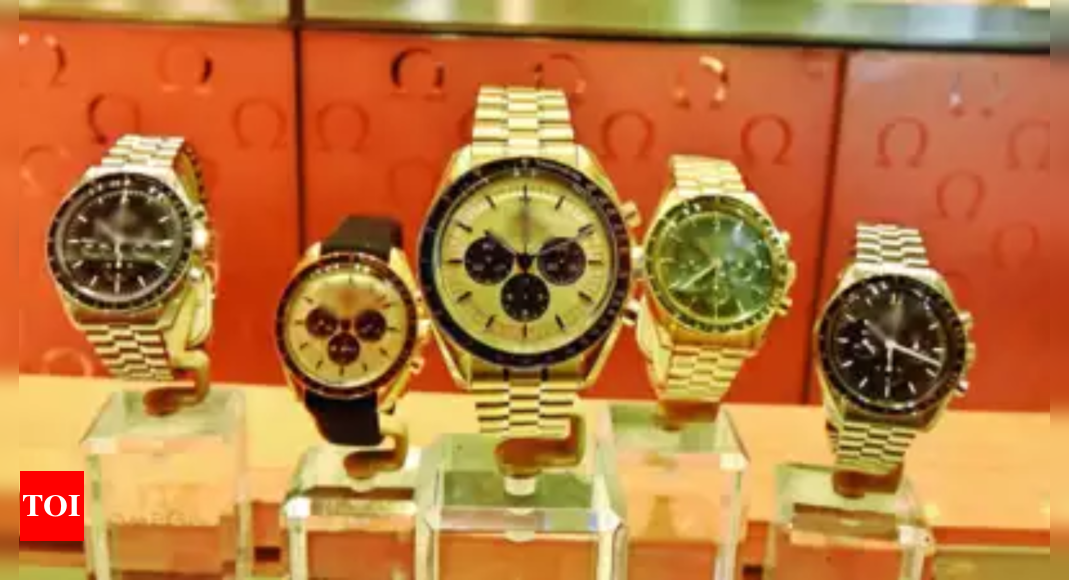 Rich live in different time, luxury watches fly off shelves