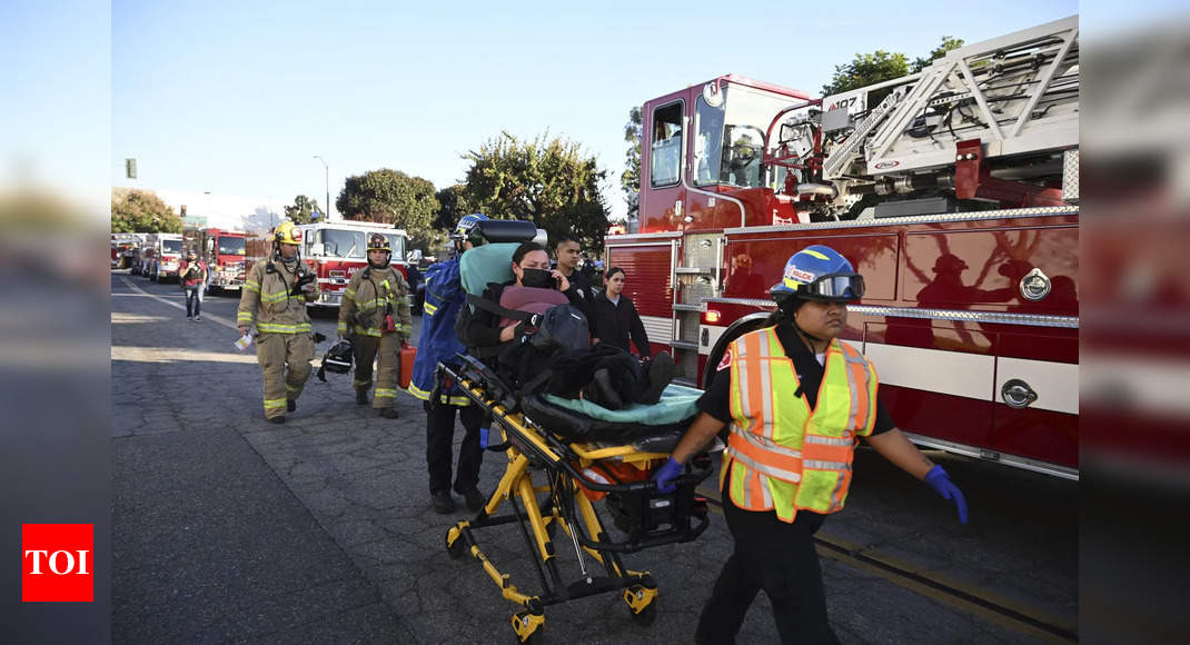 Plane crashes into southern California building: 2 killed, 18 injured