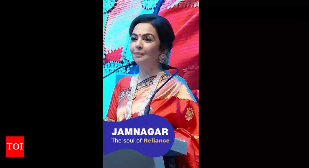 Celebrating 25 Years of excellence: Nita Ambani pays tribute to Dhirubhai Ambani at Jamnagar Refinery event