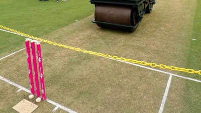 IND vs AUS: No former Indian player has complained of grass on SCG pitch, says Sunil Gavaskar