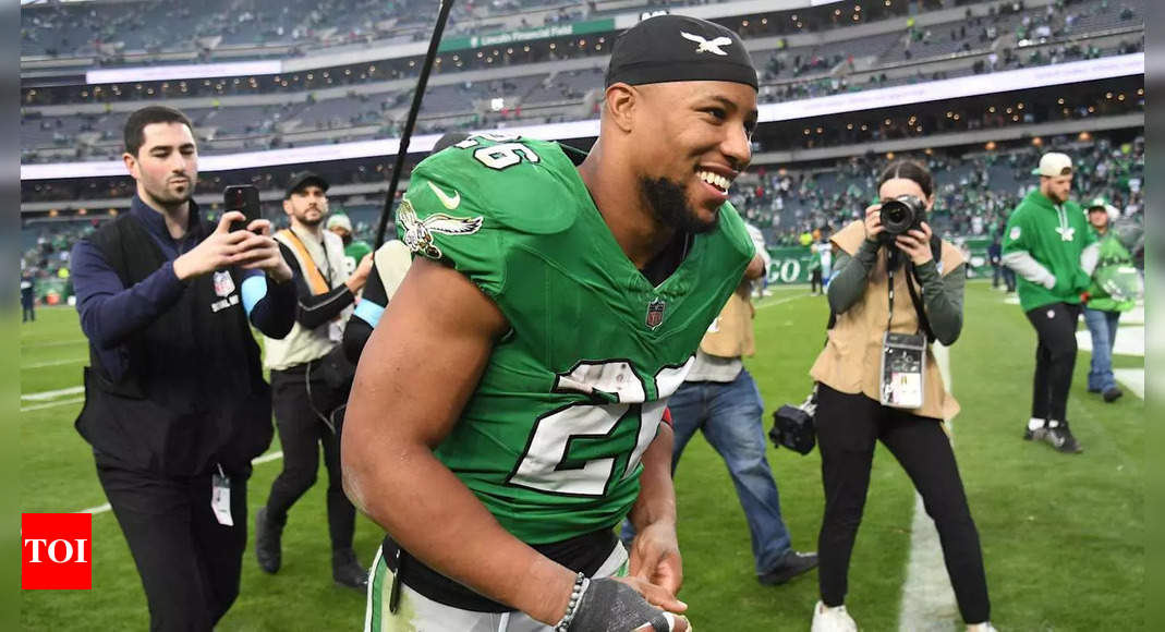 Philadelphia Eagles running back Saquon Barkley hilariously trolled Giants president and co-owner John Mara in a viral ad | NFL News – Times of India