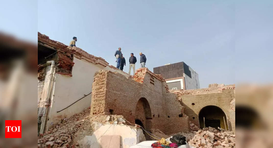 Demolition work at Agra’s 17th-century Mubarak Manzil stopped, probe on