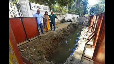 ‘Star’ Andheri Rd lies incomplete, while BMC debates its ownership
