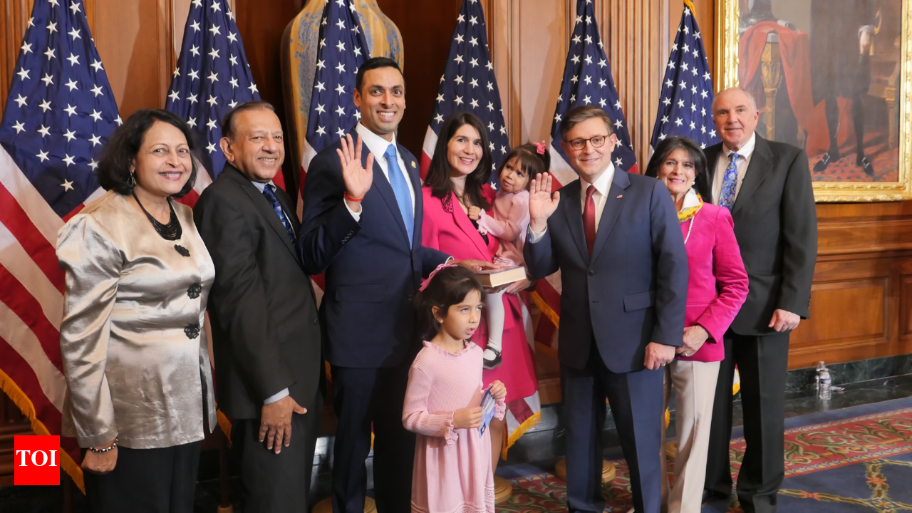 Indian-American Suhas Subramanyam sworn in to US House of Representatives;  joins Samosa Caucus - Times of India