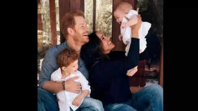 Prince Harry and Meghan's children, Prince Archie and Princess Lilibet's  FAKE Christmas card goes VIRAL - The Times of India