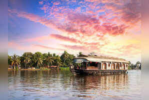Offbeat Alleppey: A guide to hidden beaches, Ayurvedic retreats, and secluded islands