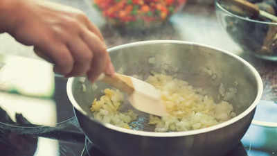 Cooking garlic and onions at high heat can add trans fats to your meal; here's how