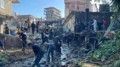 Police, citizens clear 13 tonnes of garbage from Yagamso river in Itanagar