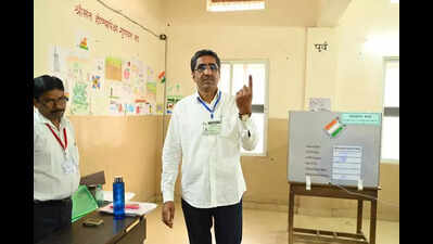 Eight defeated MVA candidates file pleas in HC against EVMs