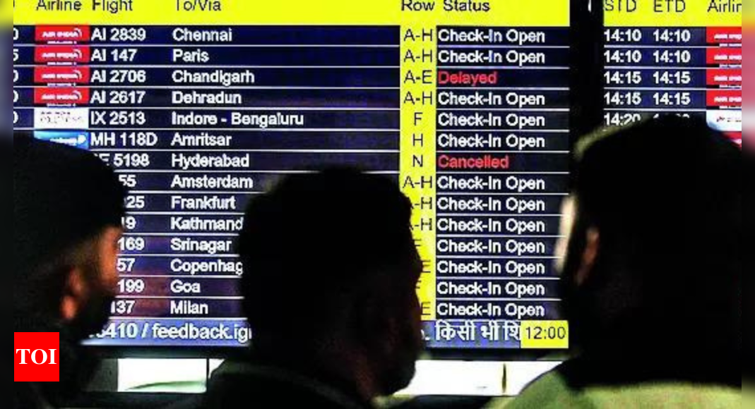 400 flights delayed, 45 cancelled at Delhi Airport due to dense fog