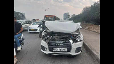 Biker killed as dumper hits 3 vehicles on Sion highway | Mumbai News ...