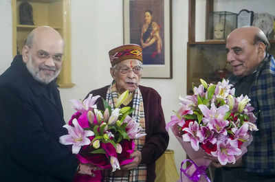 Amit Shah, Rajnath Singh greet Joshi on his 91st birthday