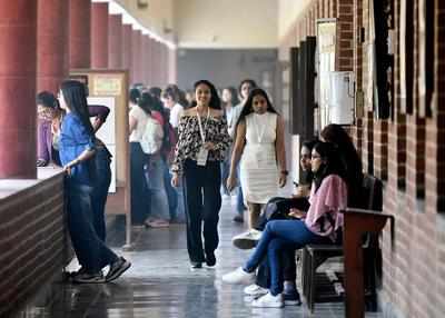 Nearly 60% of Mumbai University’s 3rd-year BCom students fail semester 5 exams – Times of India