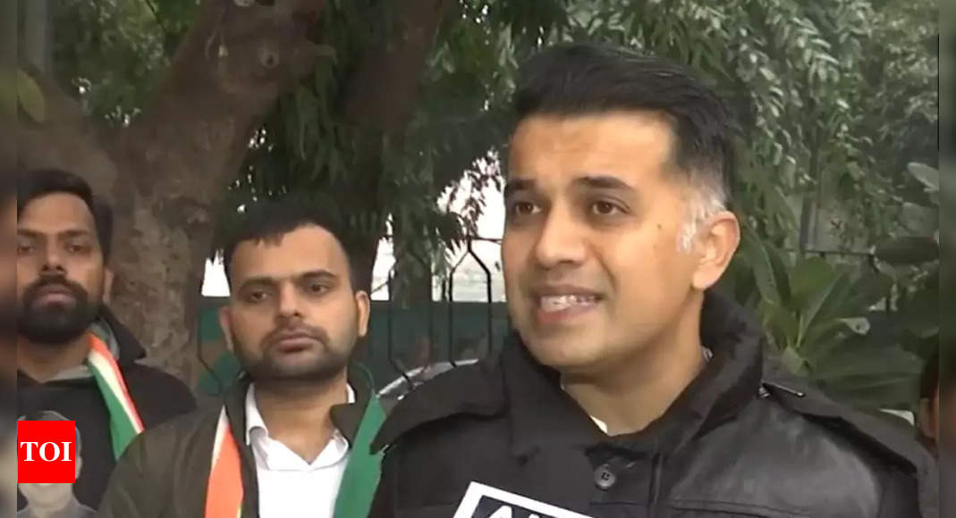 'Actor, director, producer of Delhi's biggest scam': Congress leader Abhishek Dutt slams Arvind Kejriwal