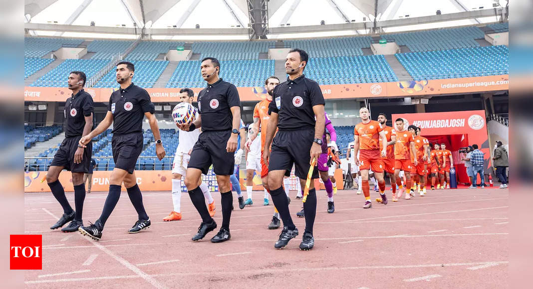 Referees in firing line: AIFF CRO wants India to embrace technology