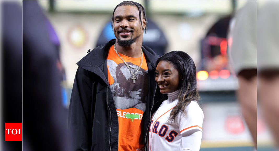 Simone Biles’ Adorable Reaction to Jonathan Owens’ First Touchdown Is the Sweetest Thing You’ll See Today! | NFL News – Times of India