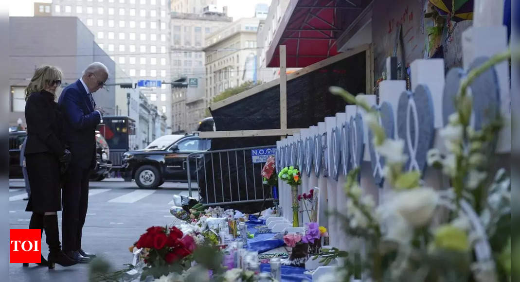 Bidens visit Bourbon Street to pay tribute to New Orleans terror attack victims