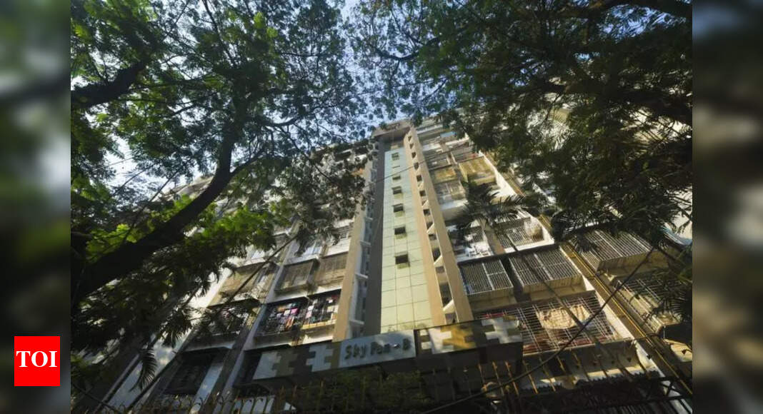 Blaze in penthouse in Andheri bldg claims 75-year-old bedridden man ...