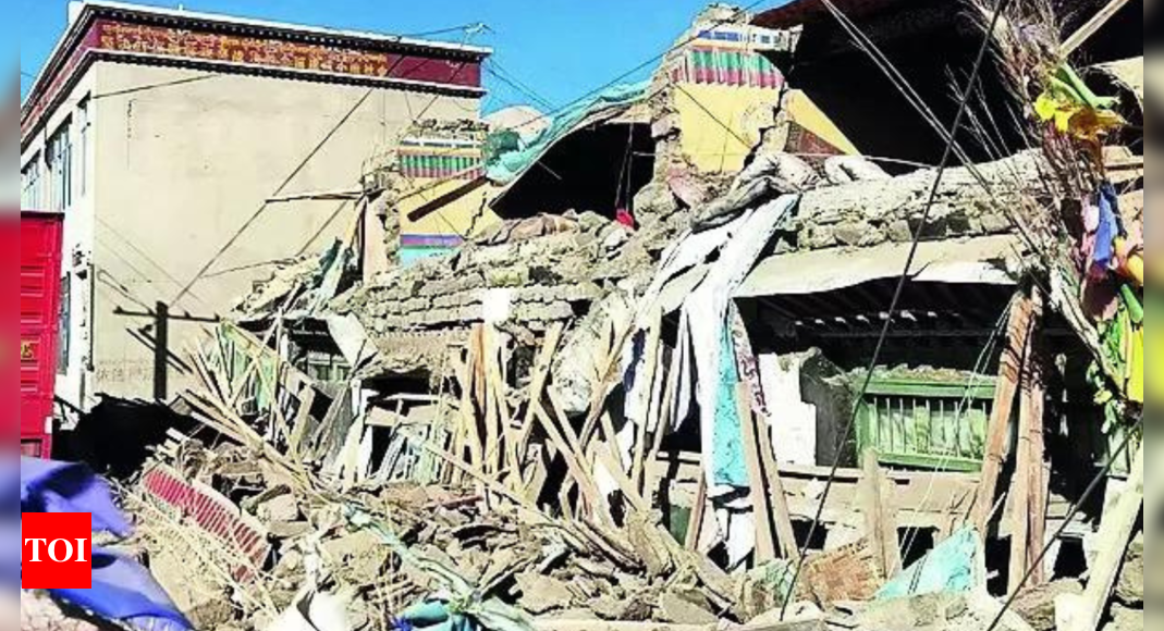 7.1 quake, 75km from Everest, kills 126 in Tibet