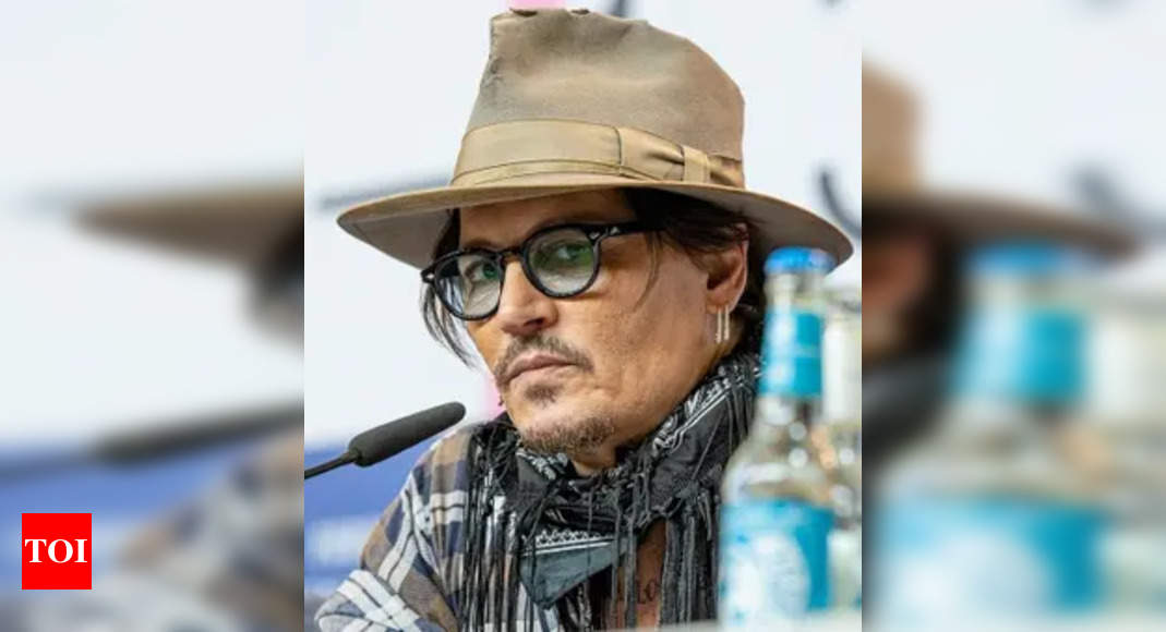 Johnny Depp warns fans about scammers ‘impersonating’ him online | – Times of India