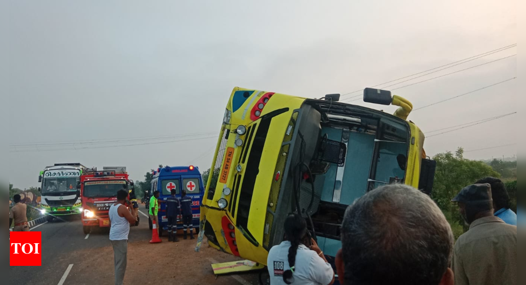 1 killed, 10 injured as private bus toppled in Tamil Nadu