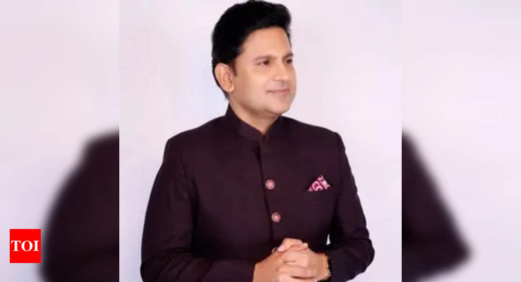 Manoj Muntashir Shukla issues strict warning to Jio Studios