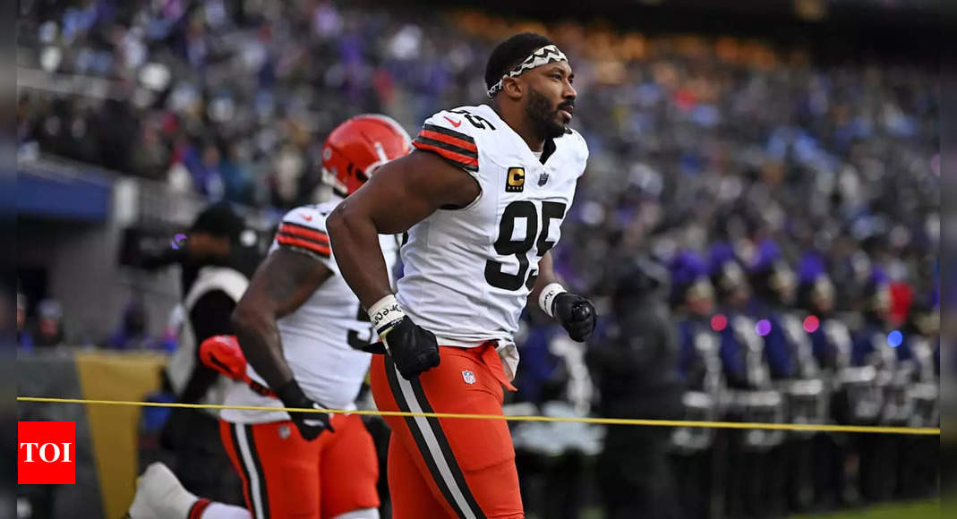 Myles Garrett’s kindness to Roger Rosengarten after Browns 35-10 loss to the Ravens is stealing hearts of many fans