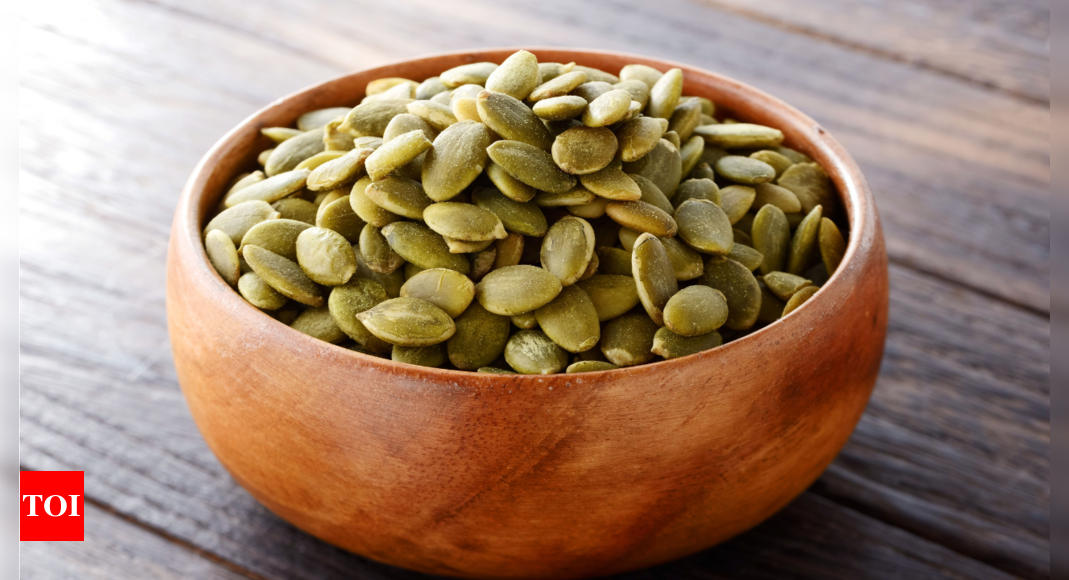 PCOS, obesity and more: Why should you eat a spoonful of pumpkin seeds every day