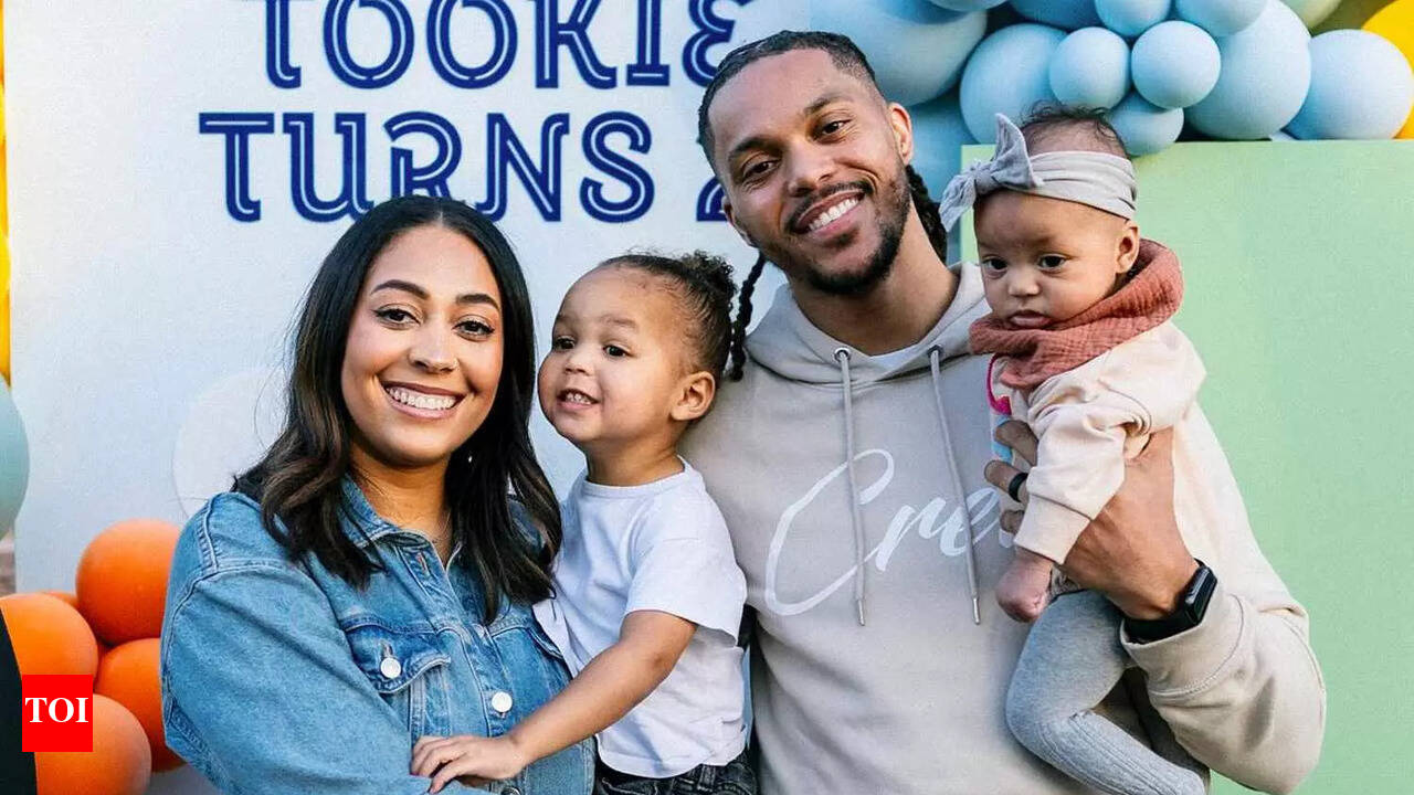 Stephen Curry's sister Sydel Curry-Lee shares emotional journey as she  awaits third child with Damion Lee on Instagram: "Hello sweetness" | NBA  News - The Times of India