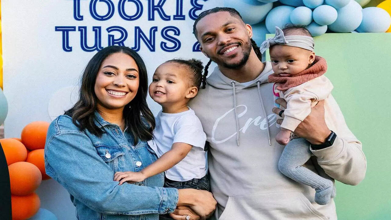 Stephen Curry's sister Sydel Curry-Lee shares emotional journey as she  awaits third child with Damion Lee on Instagram: "Hello sweetness" | NBA  News - The Times of India