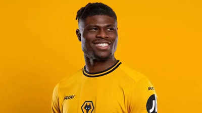 Wolves sign Ivory Coast defender Emmanuel Agbadou from Reims