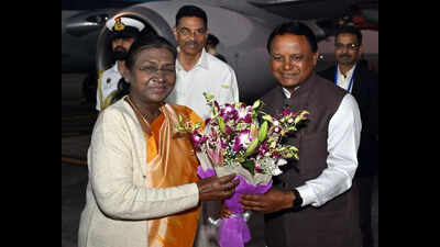 Prez arrives for convention