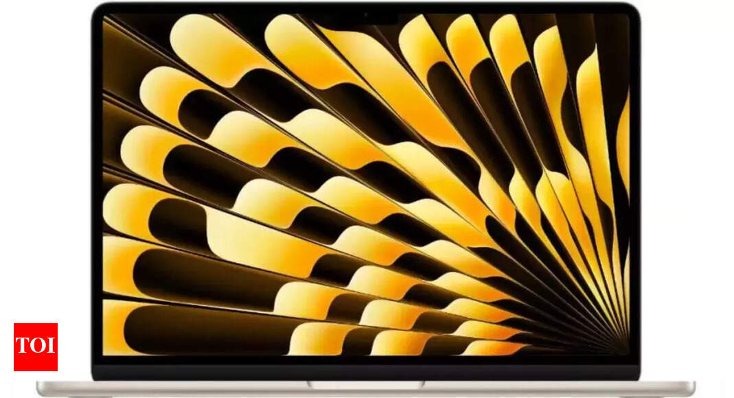 Apple MacBook Air M3 ゴールド シルバー Apple MacBook Air M3 available for just Rs 75,040 on Flipkart