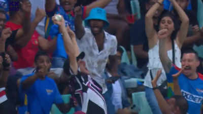 Watch: Rs 90 lakh catch? Fan pockets huge sum with one-handed grab in SA20