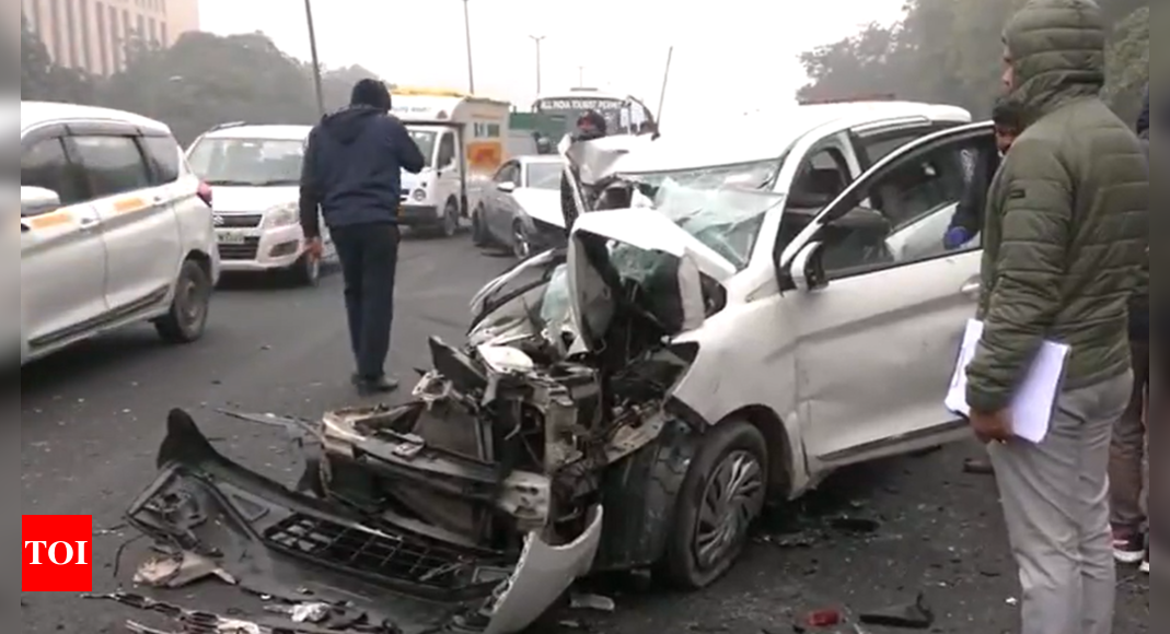 Man killed in road accident near Bhikaji Cama Place in Delhi