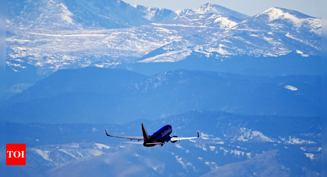 Over 3,000 flights cancelled as winter storm hits southern US