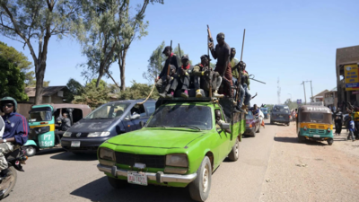 21 killed in vigilante gang ambush in Nigeria
