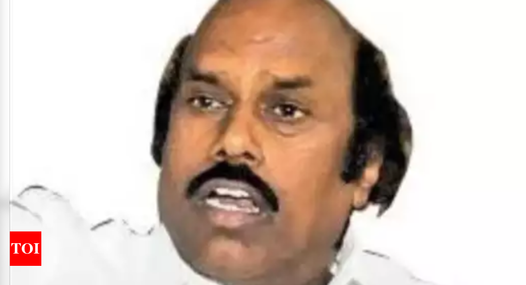 AIADMK's Erode East boycott protects EPS, claims DMK