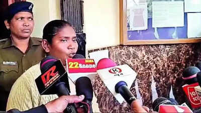 Jharkhand school head 'asks' 80 girl students to remove shirts ...