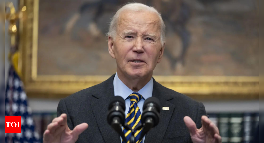 Biden to hold trilateral call with Japan, Philippines leaders