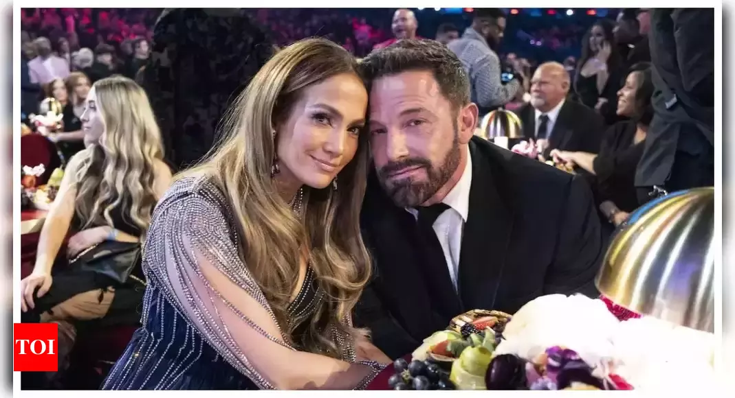 Jennifer Lopez contacts Ben Affleck out of concern, amid the Los Angeles wildfires