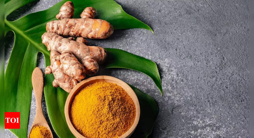 8 Benefits of starting the day with raw Turmeric