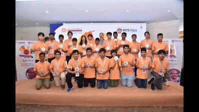 Mumbai one up: City students bag mathematicians of the year title