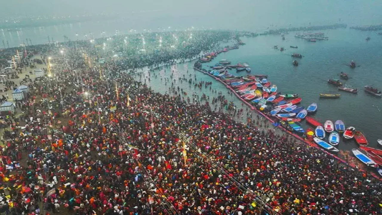 Maha Kumbh 2025: Over 1 crore devotees take the holy dip on day 1; key snan dates | - The Times of India