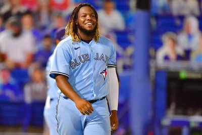 Blue Jays’ Vladimir Guerrero Jr. enjoys a luxurious family getaway in Mexico following his $28.5M contract deal