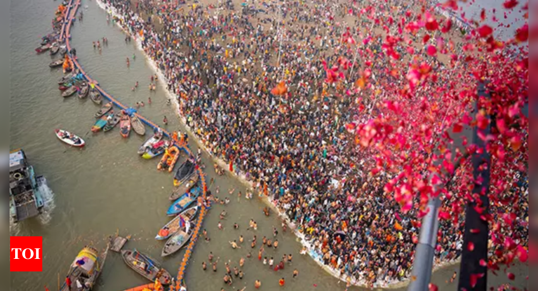 1.7cr devotees brave cold, freezing water to take holy dip as Maha Kumbh begins