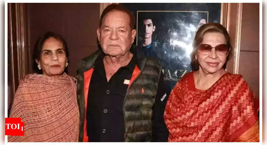 Salim Khan reflects on the bond between his wives Salma Khan and Helen: 'They live in harmony'